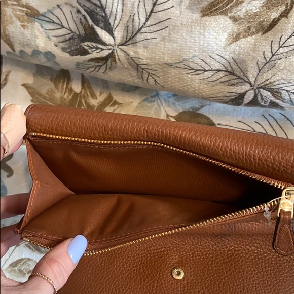 Authentic Coach Camel color wallet - Picture 6 of 6